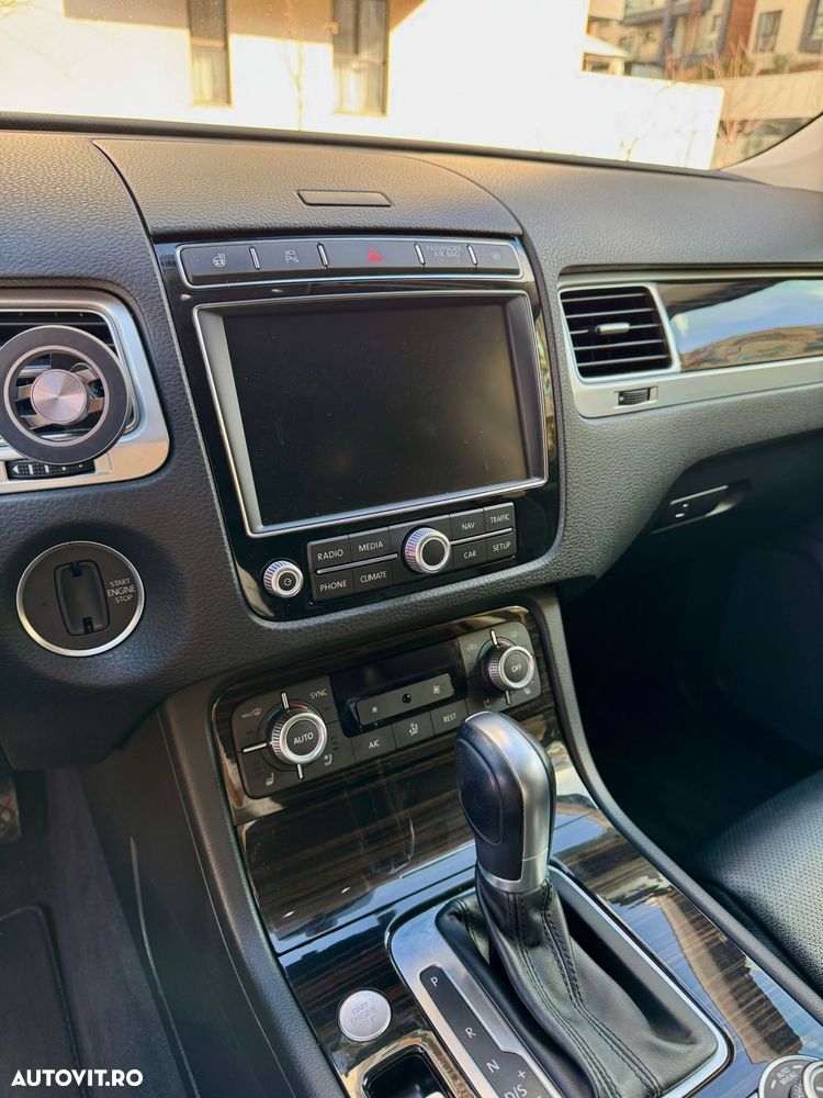 Volkswagen Touareg V6 TDI BMT Supreme Plus - 13