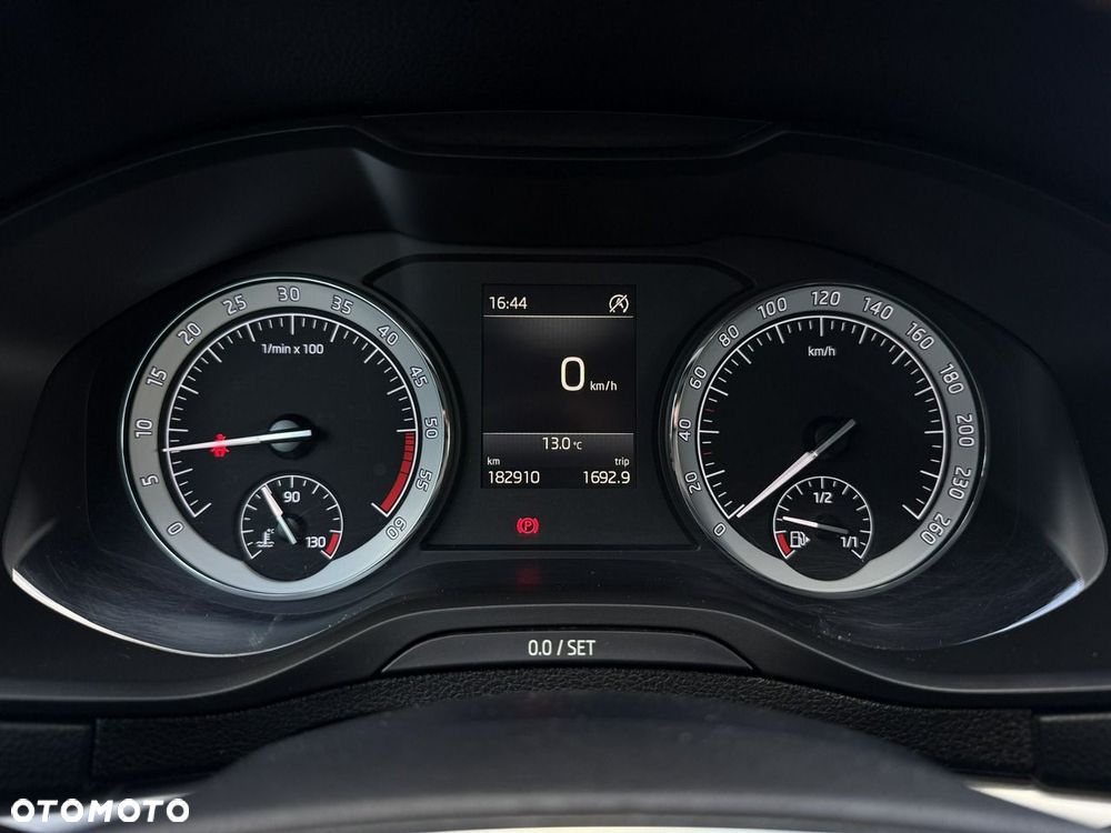 Skoda Karoq 2.0 TDI SCR 4x2 Style - 21
