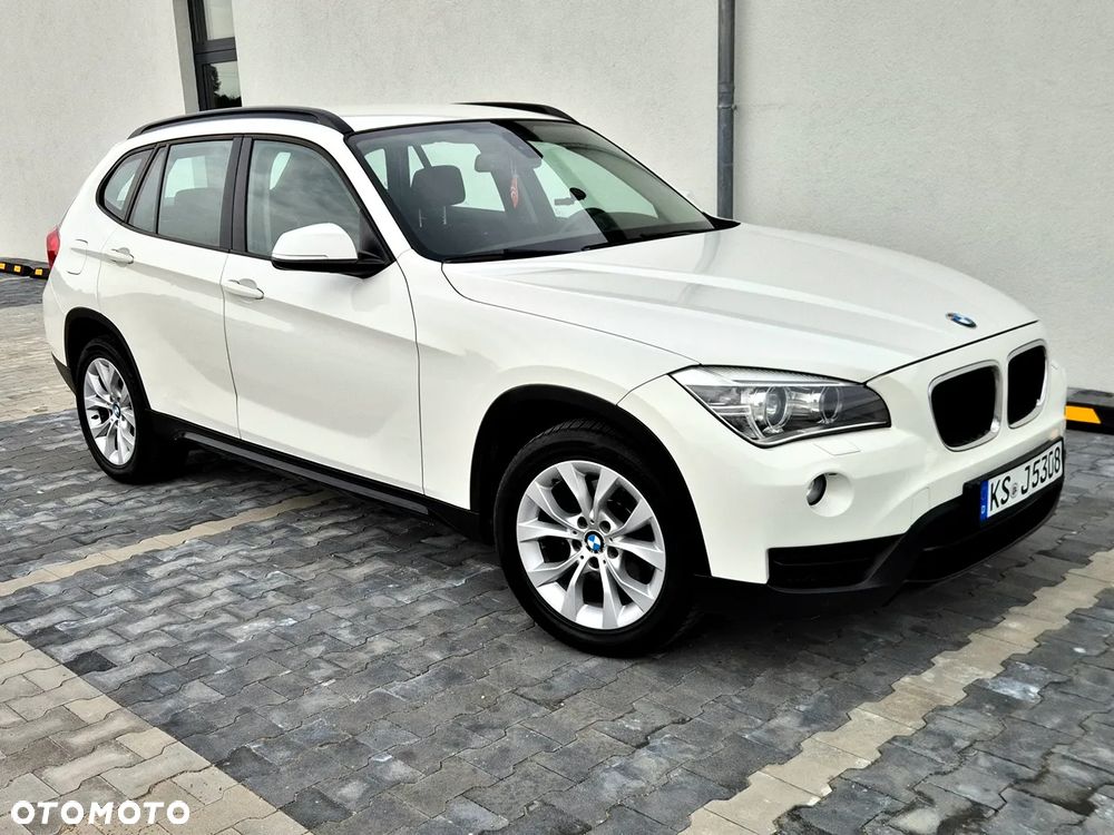 BMW X1 sDrive18d xLine - 16