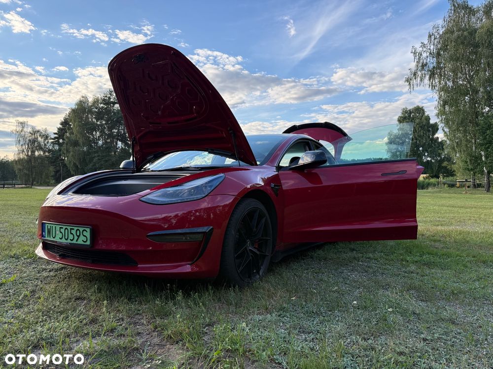 Tesla Model 3 - 18