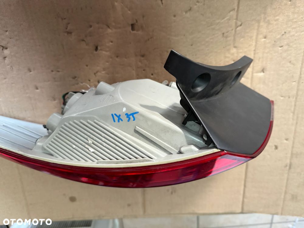 Reflektor / lampa tylna Hyundai IX35 - lewa strona - oryginalna - 2