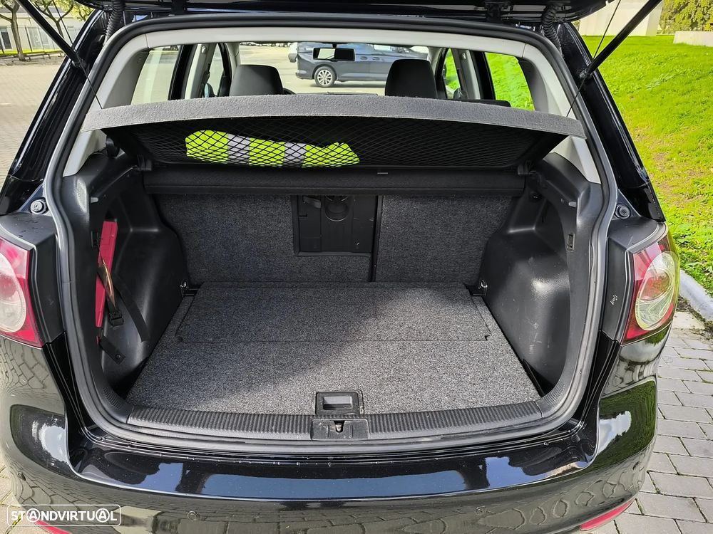 VW Golf Plus 1.6 TDi Highline - 18