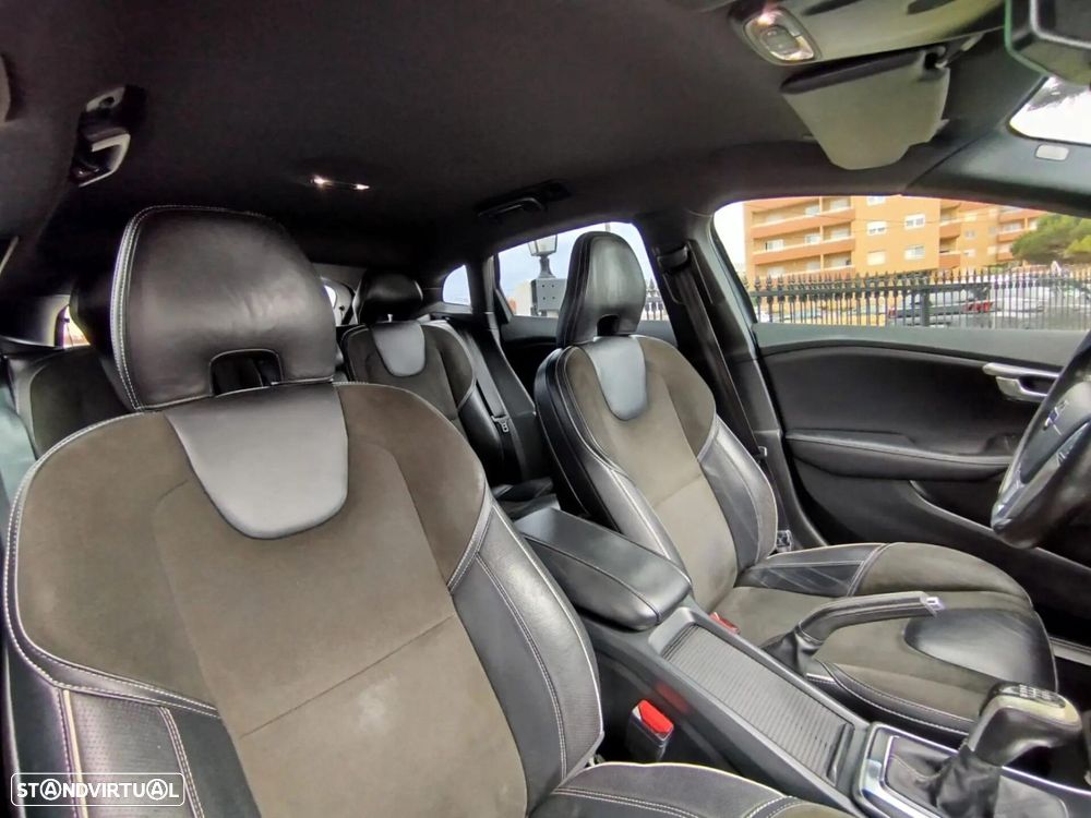 Volvo V40 2.0 D4 R-Design Summum - 15
