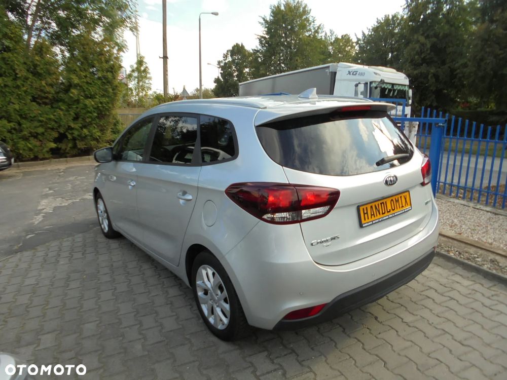 Kia Carens 1.6 GDI Edition 7 - 3