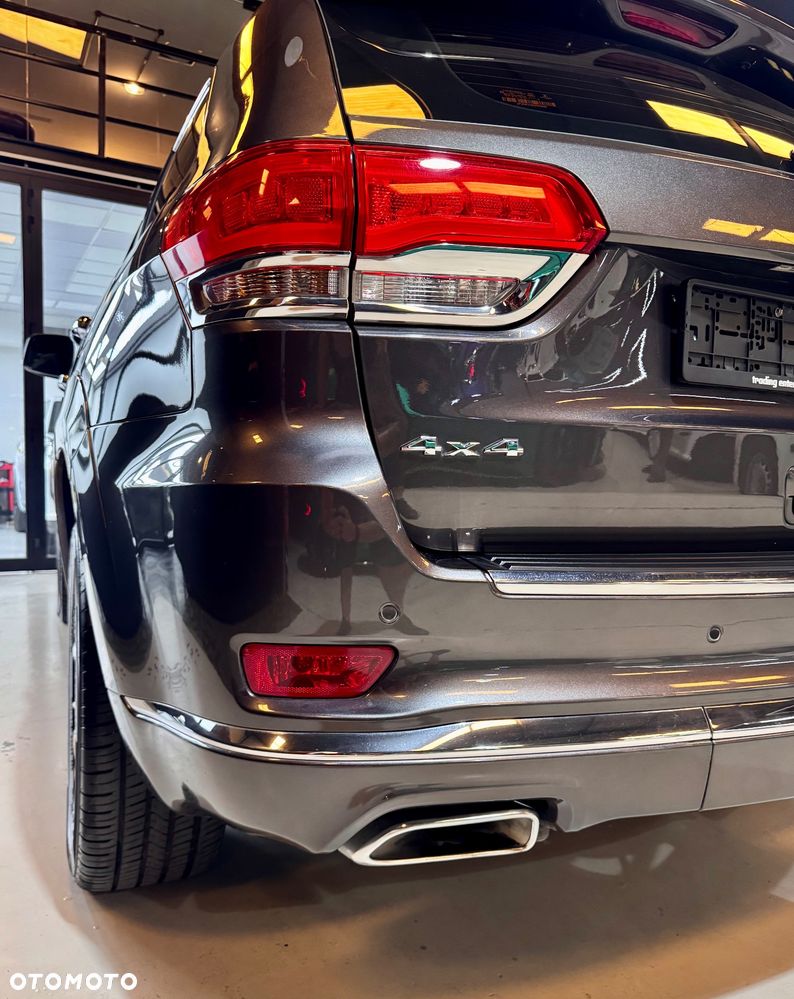 Jeep Grand Cherokee 5.7 V8 HEMI Summit - 11