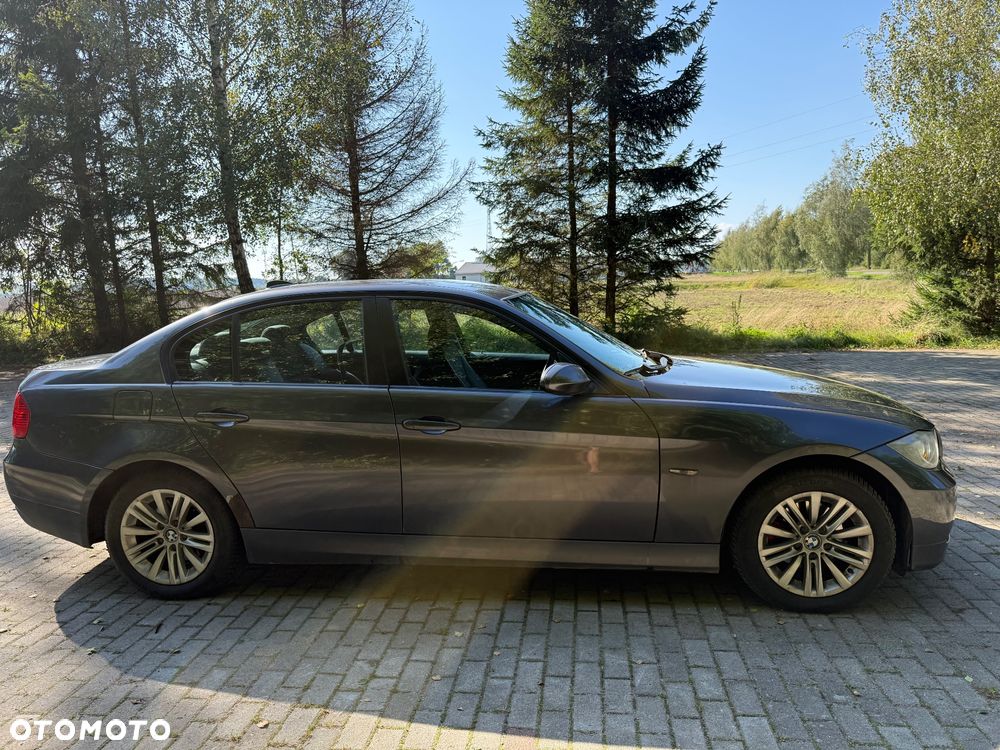BMW Seria 3 320d - 5