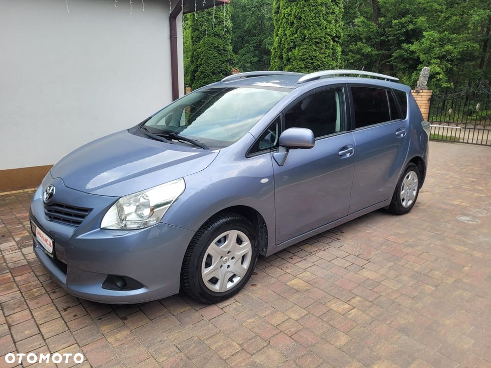 Toyota Verso 1.6 5-Sitzer Comfort - 2