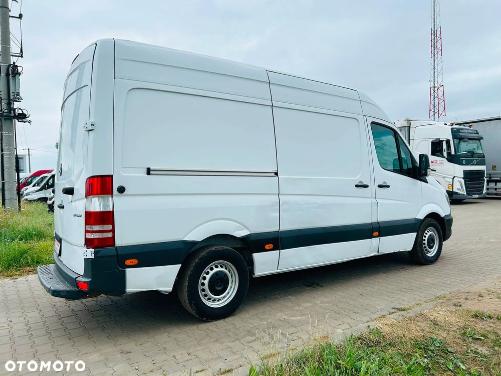 Mercedes-Benz Sprinter - 6