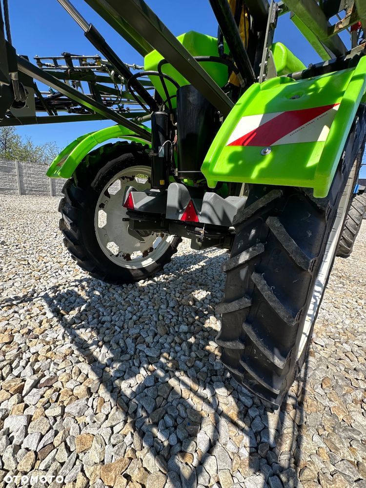 Tecnoma Fortis 3300 - 8