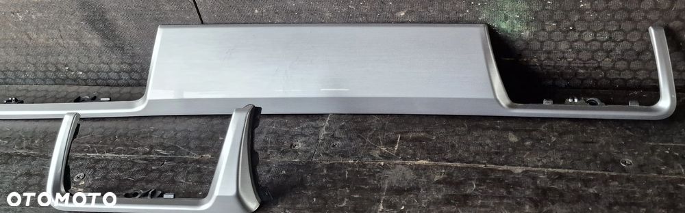 DEKORY LISTWY OZDOBNE KONSOLI 5JB858133A 5JB858134 SEAT TOLEDO IV - 4