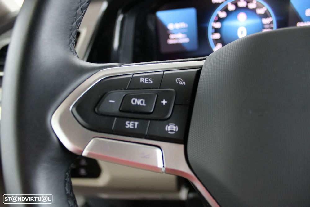 VW Multivan 2.0 TDI Life DSG - 14