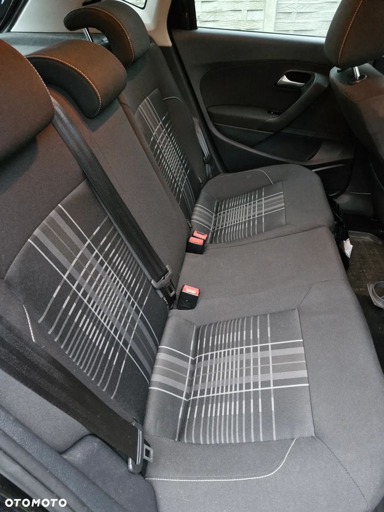 Volkswagen Polo 1.4 TDI BMT Comfortline - 13