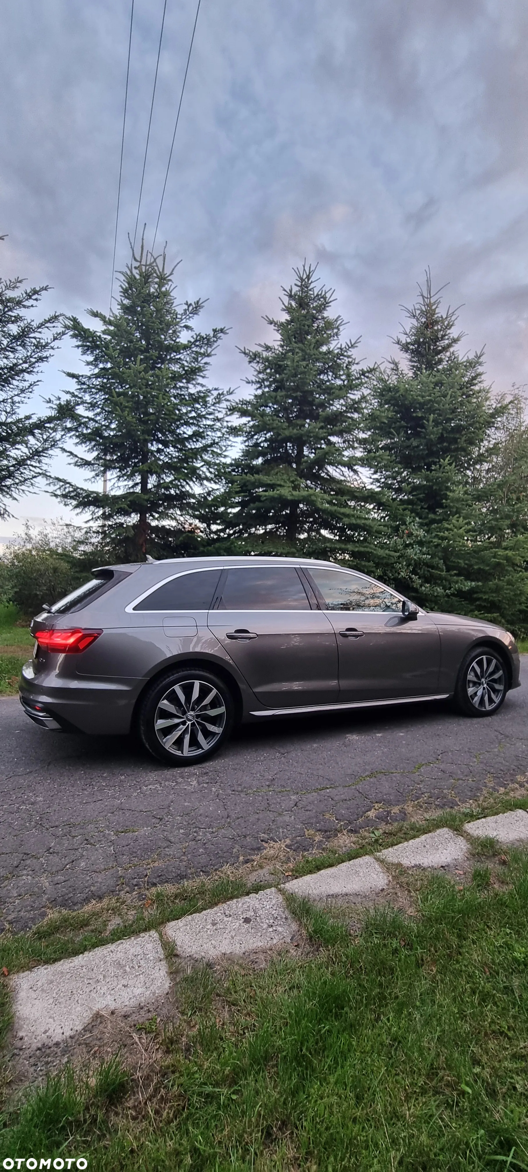 Audi A4 40 TDI Advanced S tronic - 4