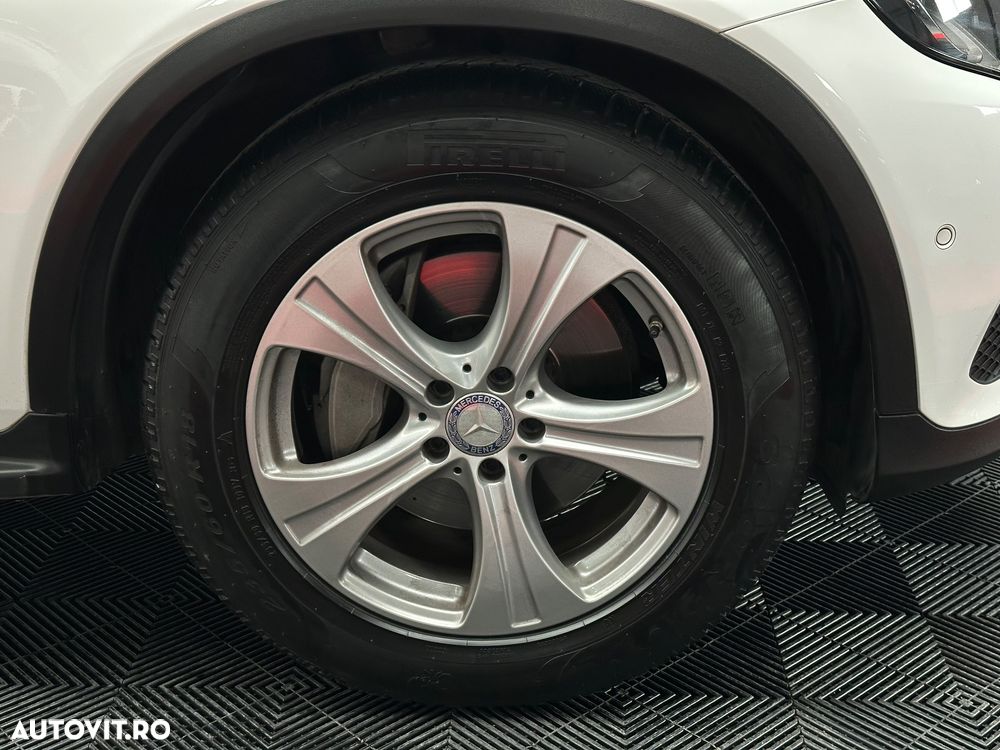 Mercedes-Benz GLC - 37