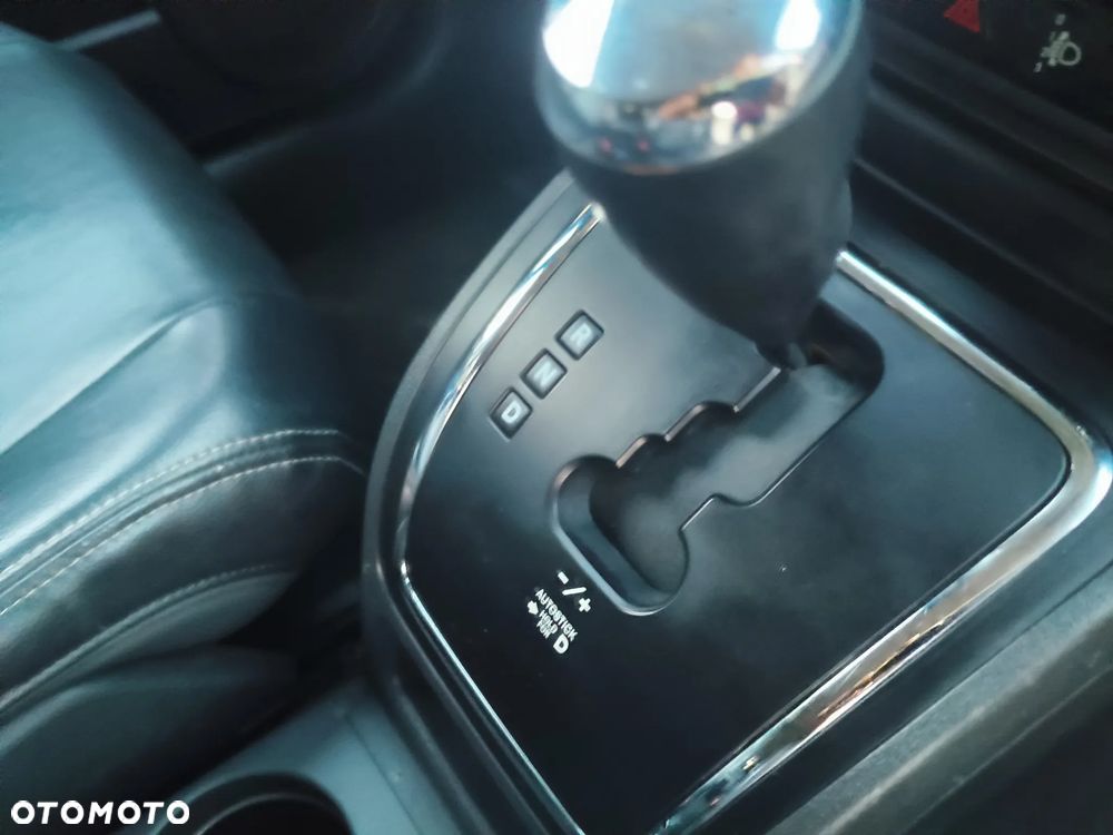Jeep Compass 2.4I 4x4 Automatik Limited - 13