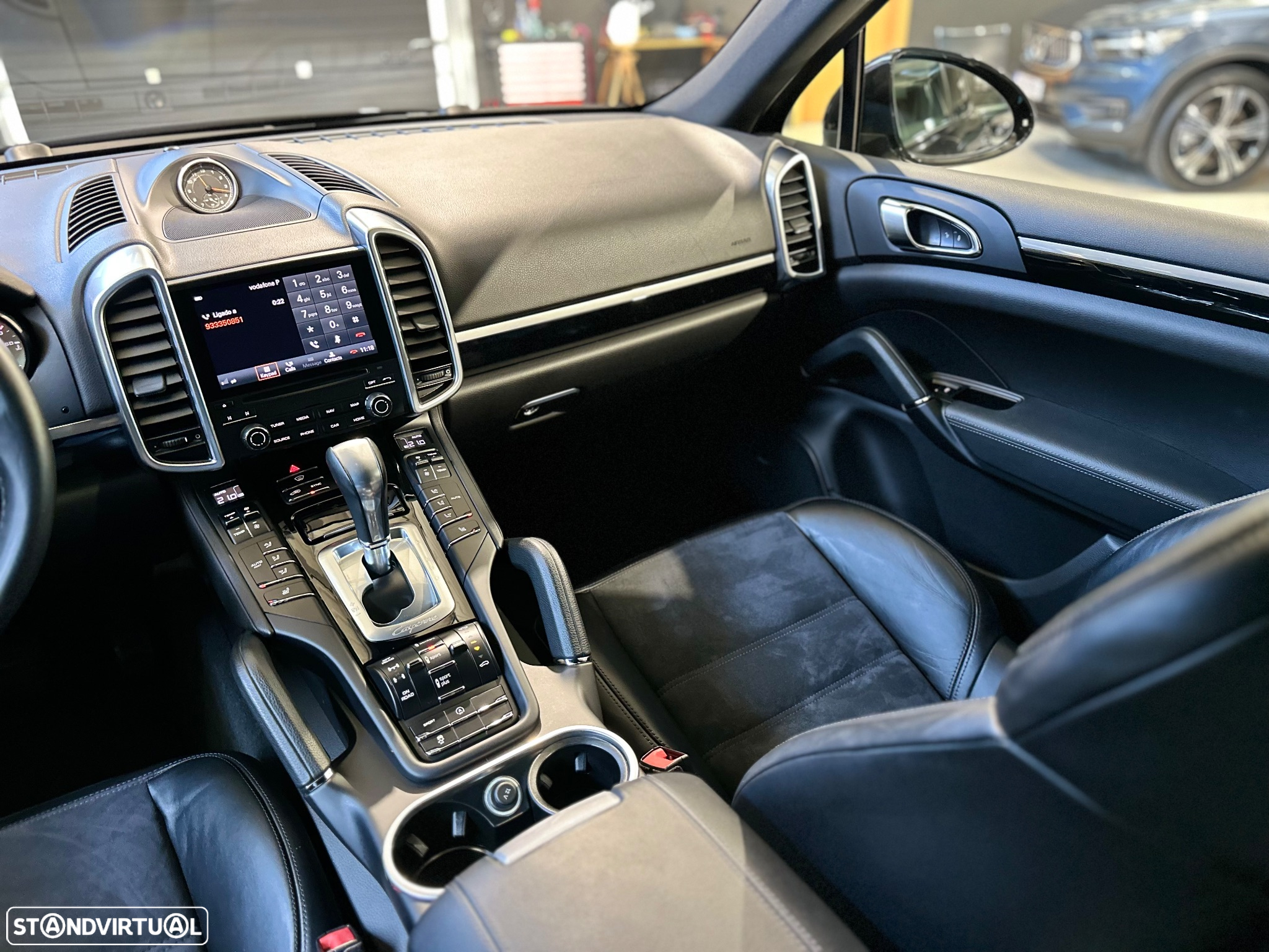 Porsche Cayenne Platinum Edition - 43