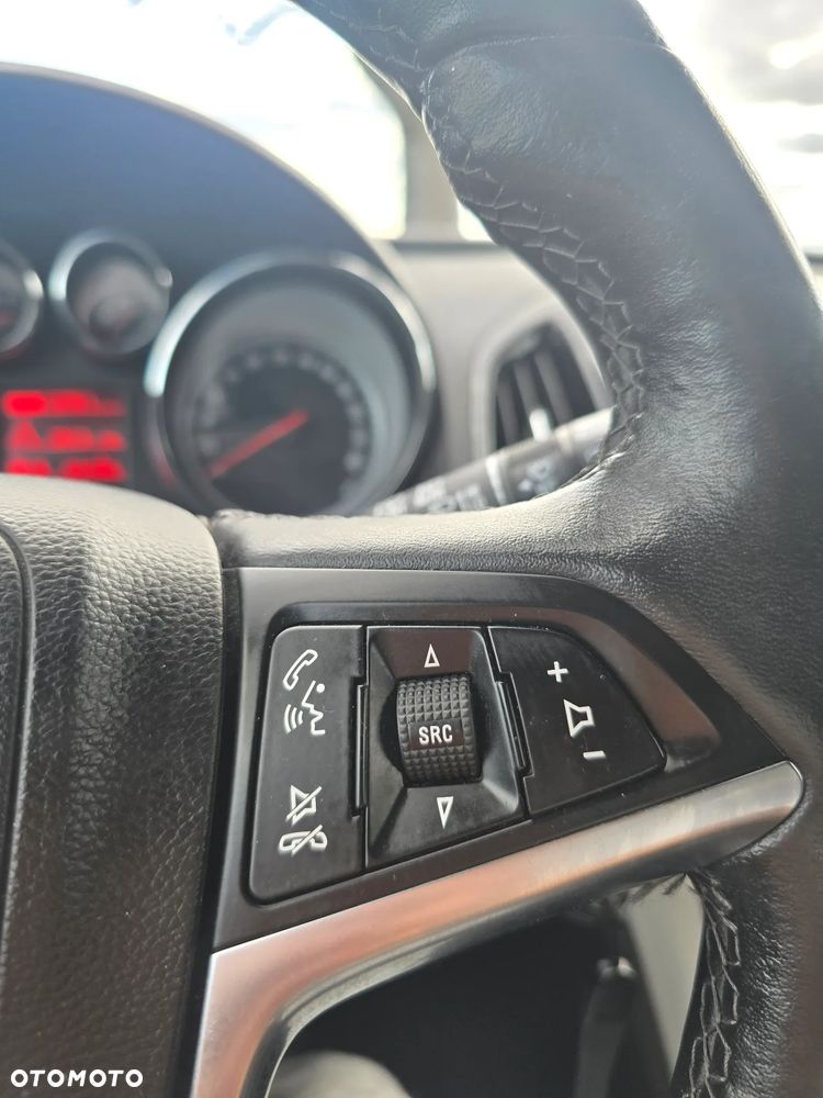 Opel Astra 2.0 CDTI Cosmo S&S - 22