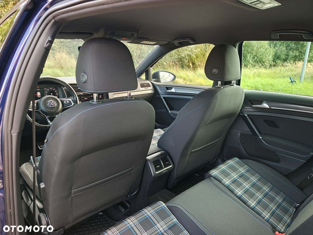 Volkswagen Golf 1.4 TSI Plug-In-Hybrid GTE - 24