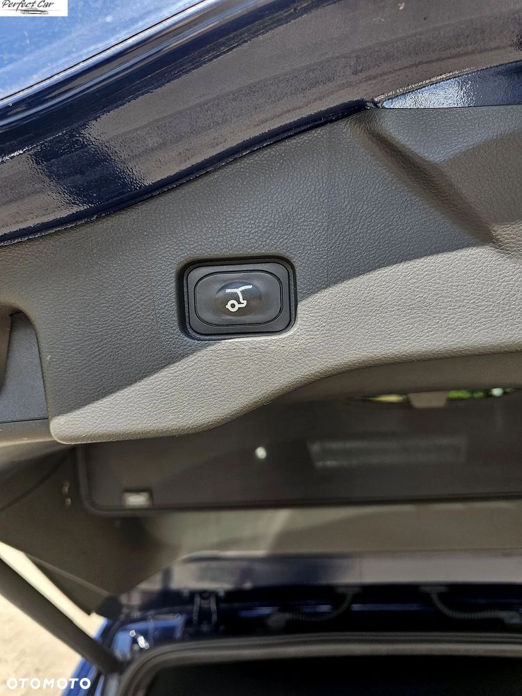 Ford Mondeo 2.0 Hybrid ST-Line Plus - 36