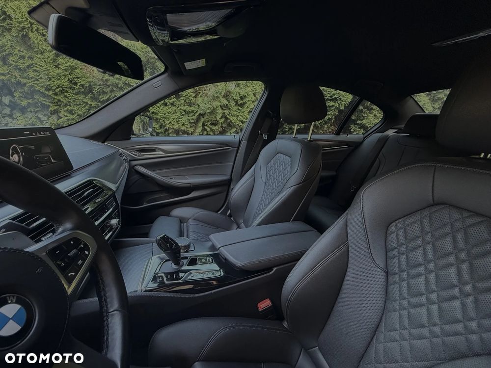 BMW Seria 5 520d xDrive MHEV M Sport sport - 13