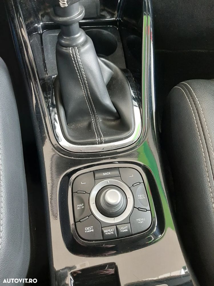 Renault Megane ENERGY dCi 130 Start & Stop Bose Edition - 23