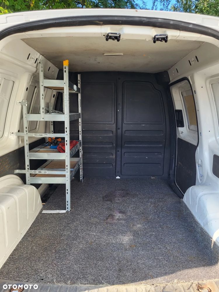 Volkswagen Caddy - 8