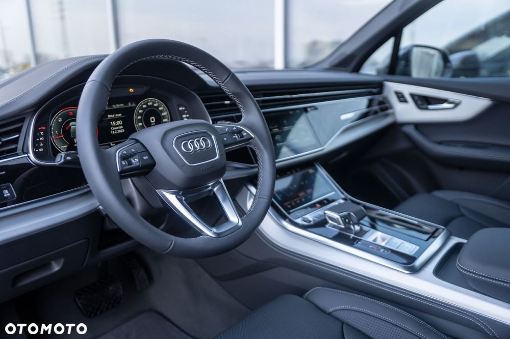 Audi Q7 - 12