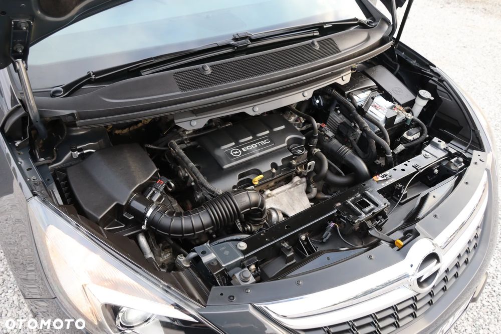 Opel Zafira Tourer 1.4 Turbo Active - 38