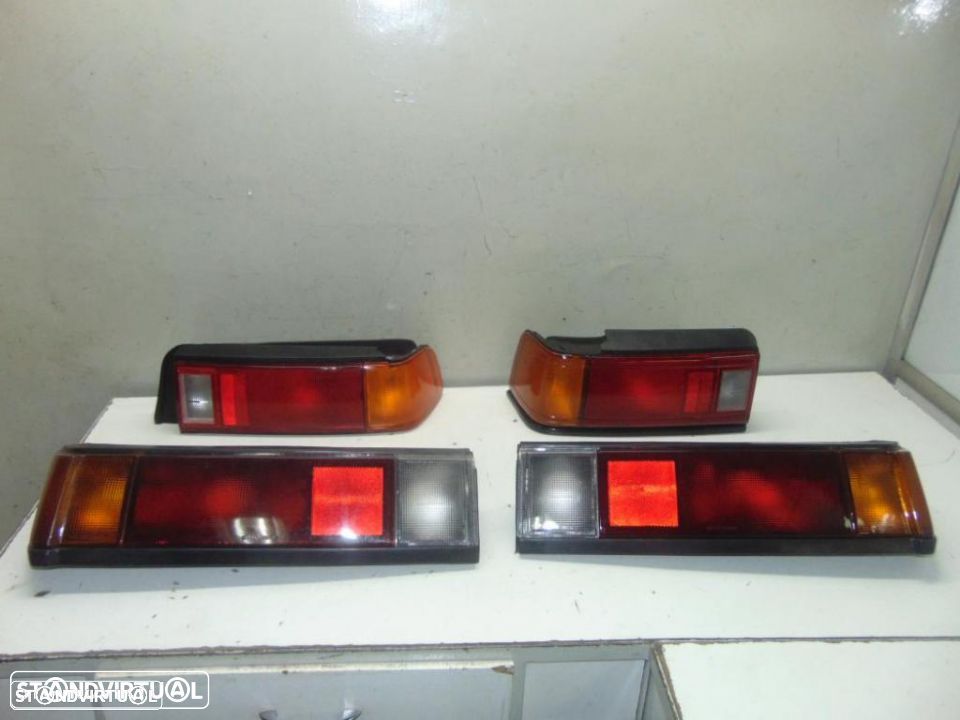 Honda Civic antigos farolins traseiros - 1