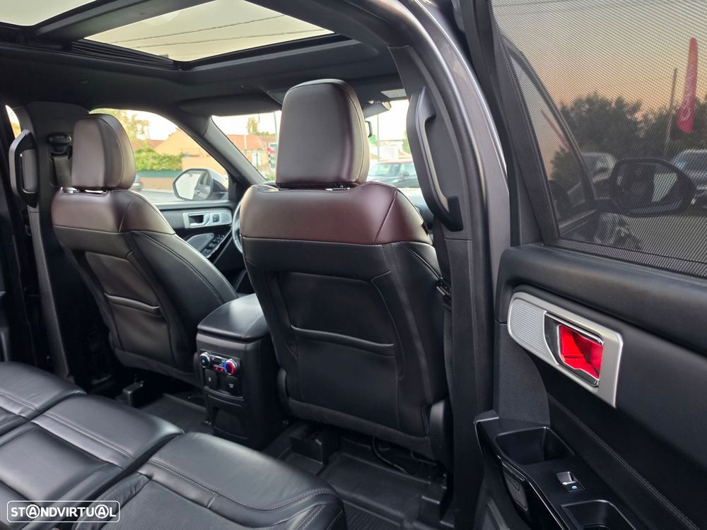 Ford Explorer 3.0 EcoBoost PHEV Platinum - 44