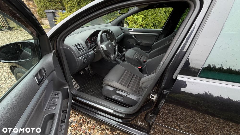 Volkswagen Golf 2.0 GTI - 5