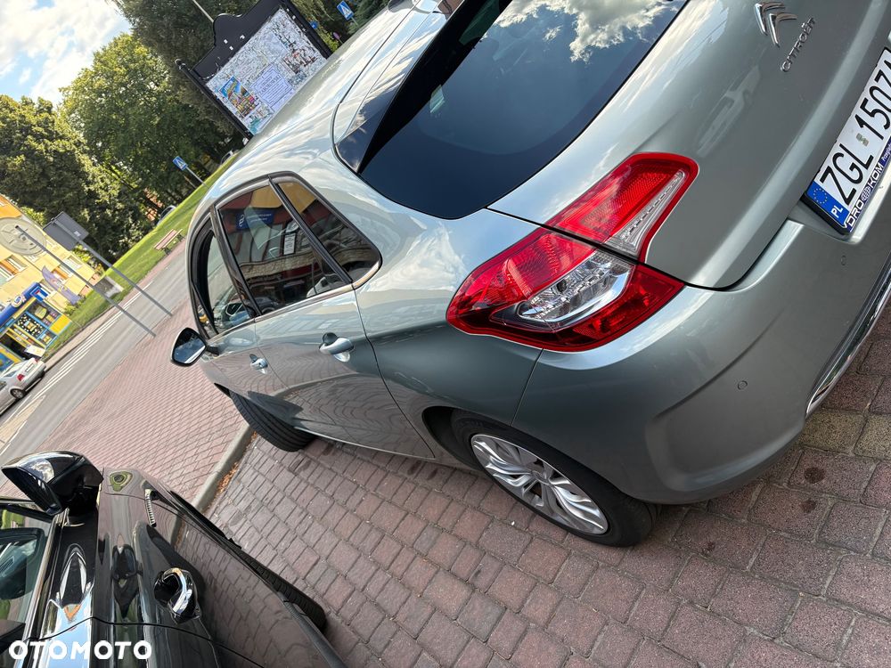 Citroën C4 VTi 120 Exclusive - 6