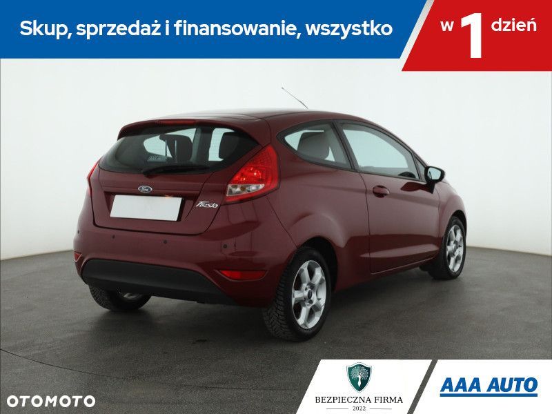 Ford Fiesta - 7