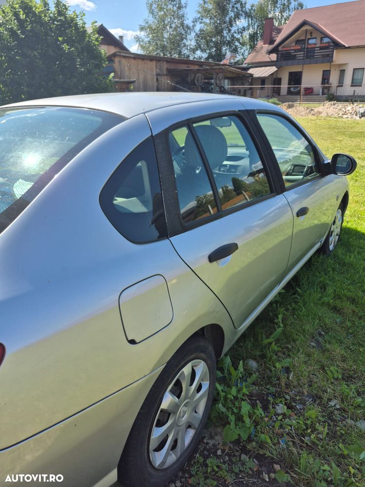 Renault Symbol - 4