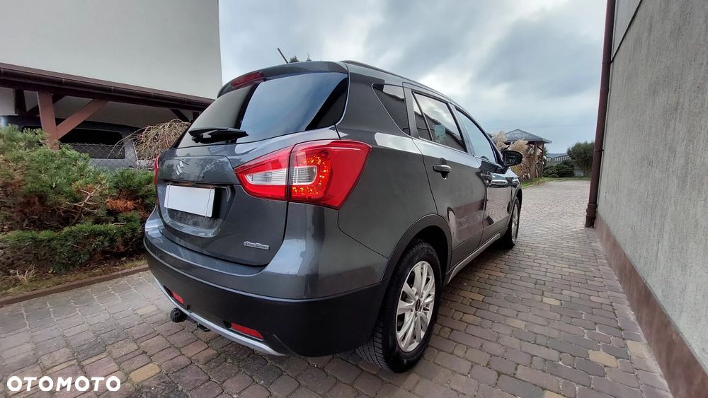 Suzuki SX4 S-Cross 1.4 T Premium 4WD - 8