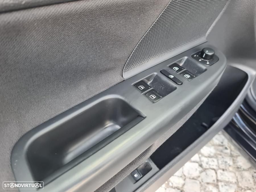 VW Golf 1.9 TDi Confortline - 16