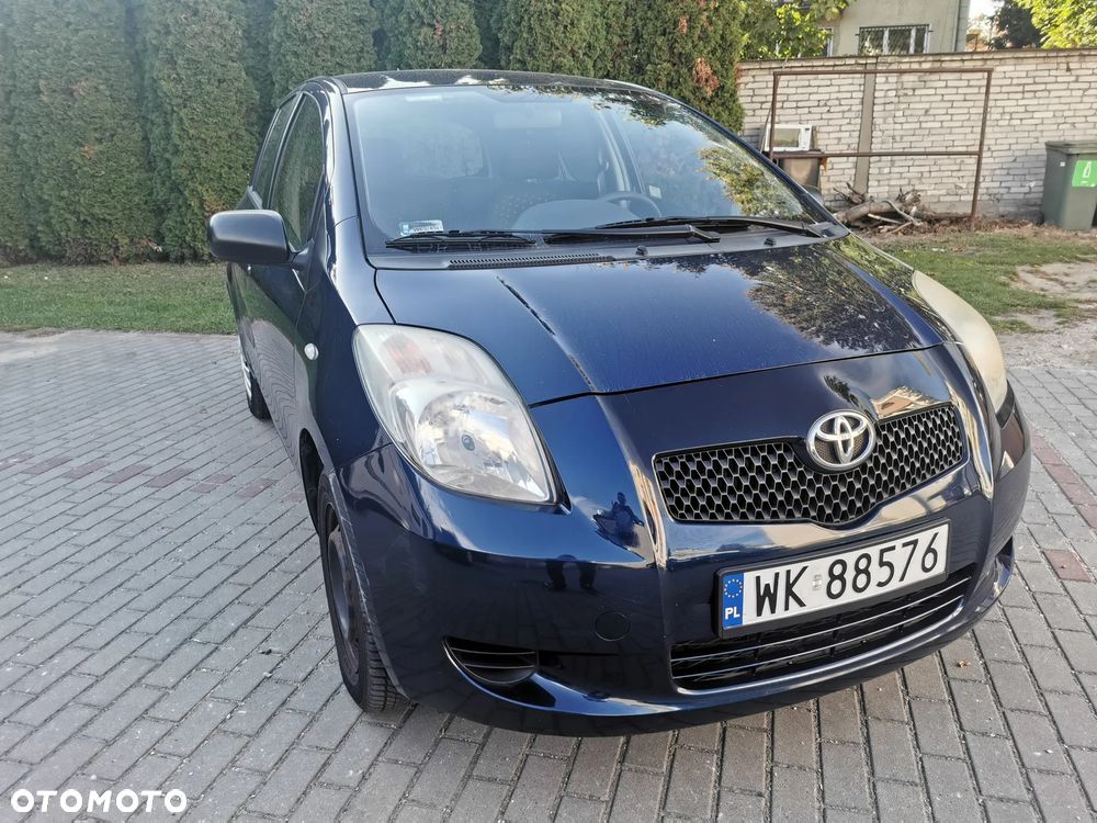 Toyota Yaris - 2