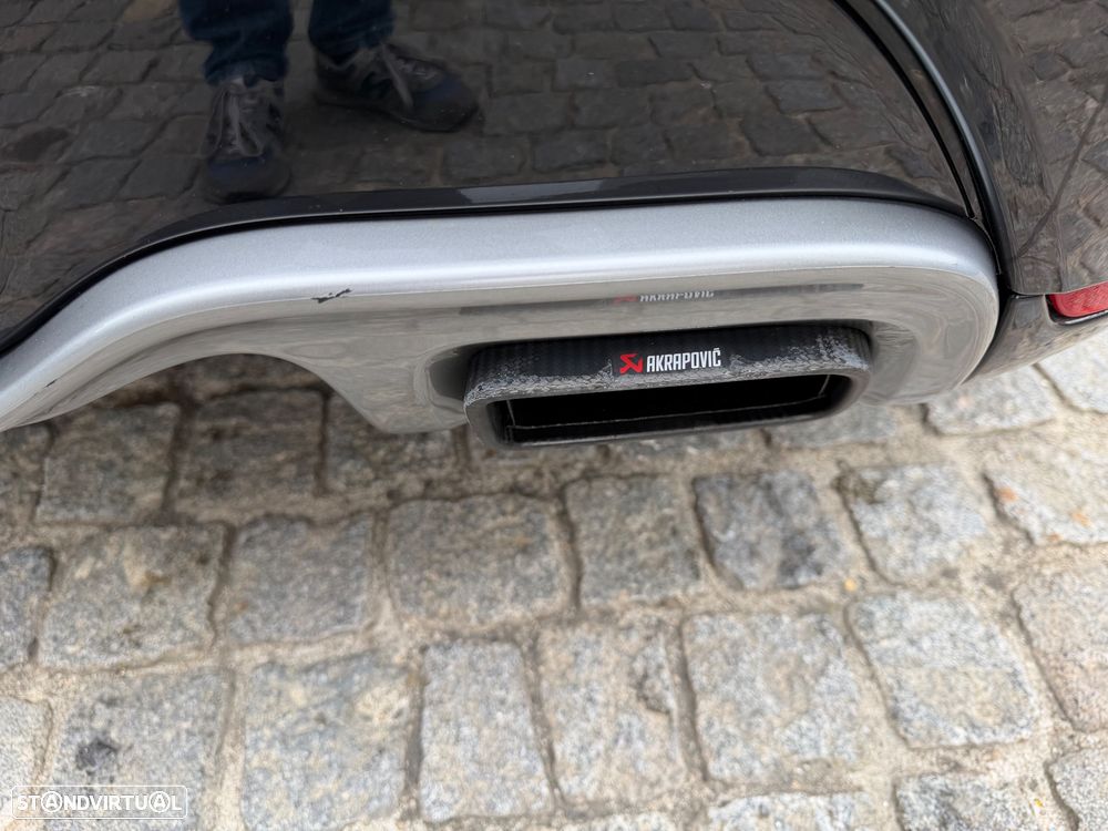 Renault Clio TCe 220 EDC R.S. Trophy - 16