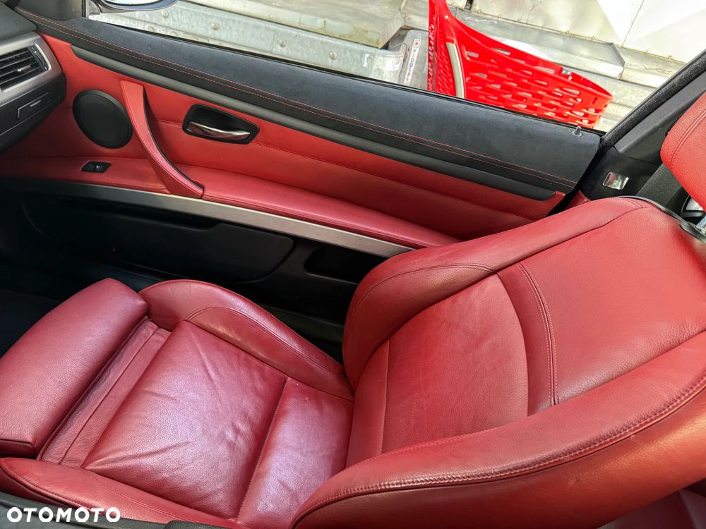 BMW Seria 3 320i - 15