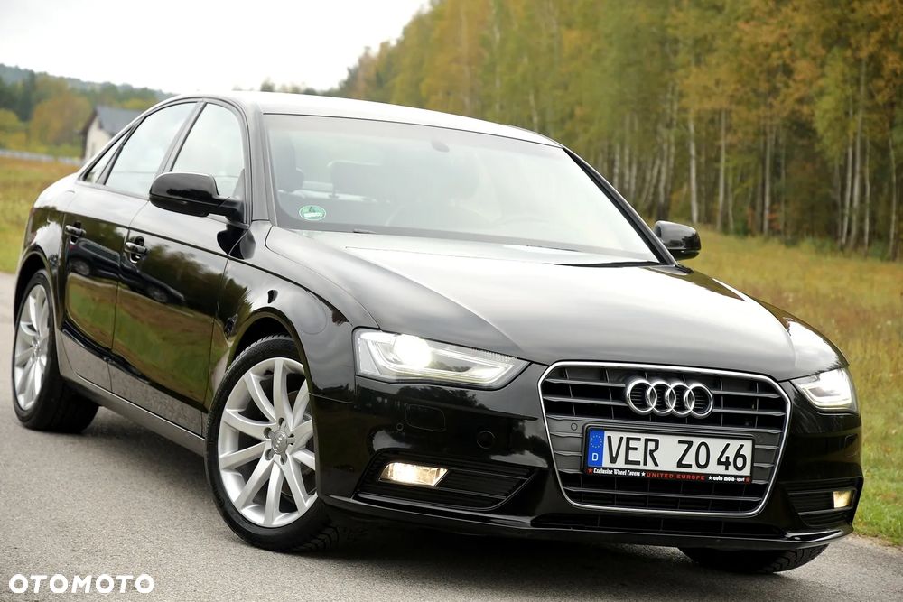 Audi A4 2012 photo 2