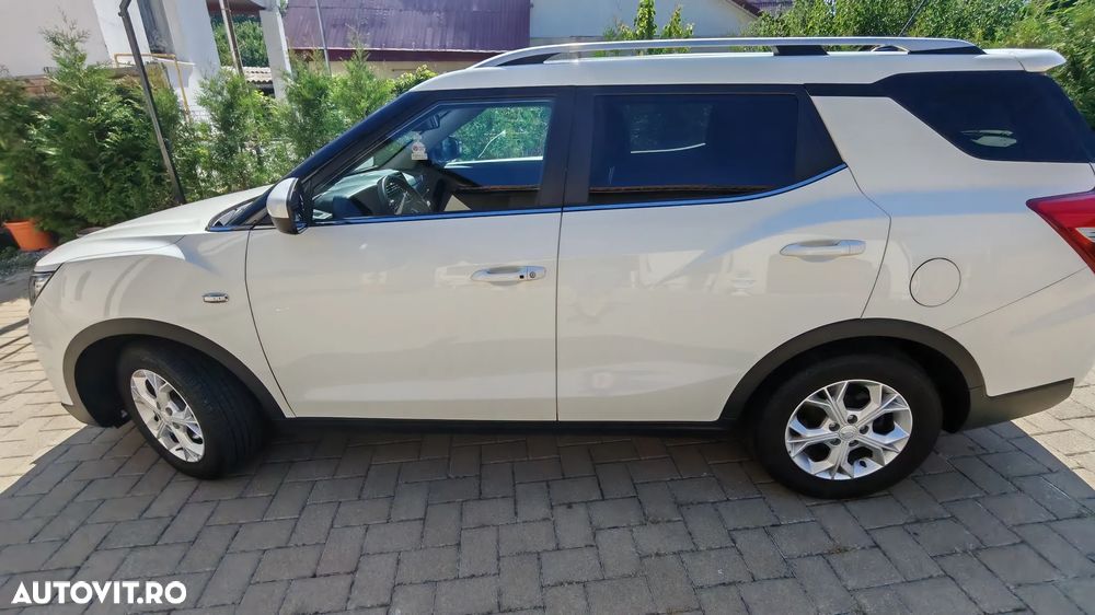 SsangYong Tivoli Grand - 3