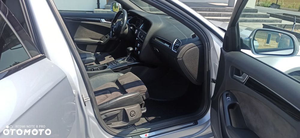 Audi A4 Avant 2.0 TDI S tronic quattro - 14