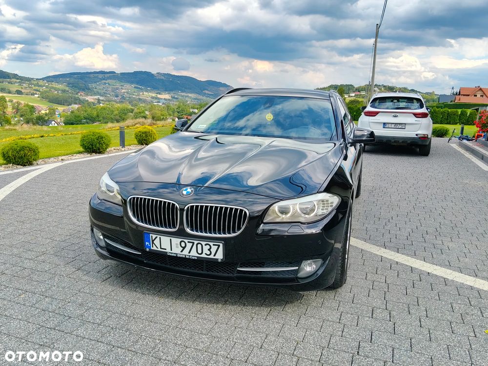 BMW Seria 5 525d xDrive Sport-Aut - 5