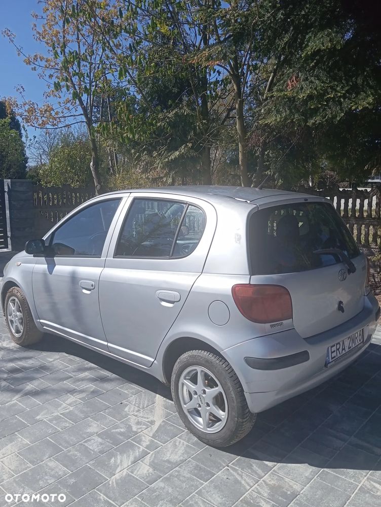 Toyota Yaris 1.0 Luna - 20