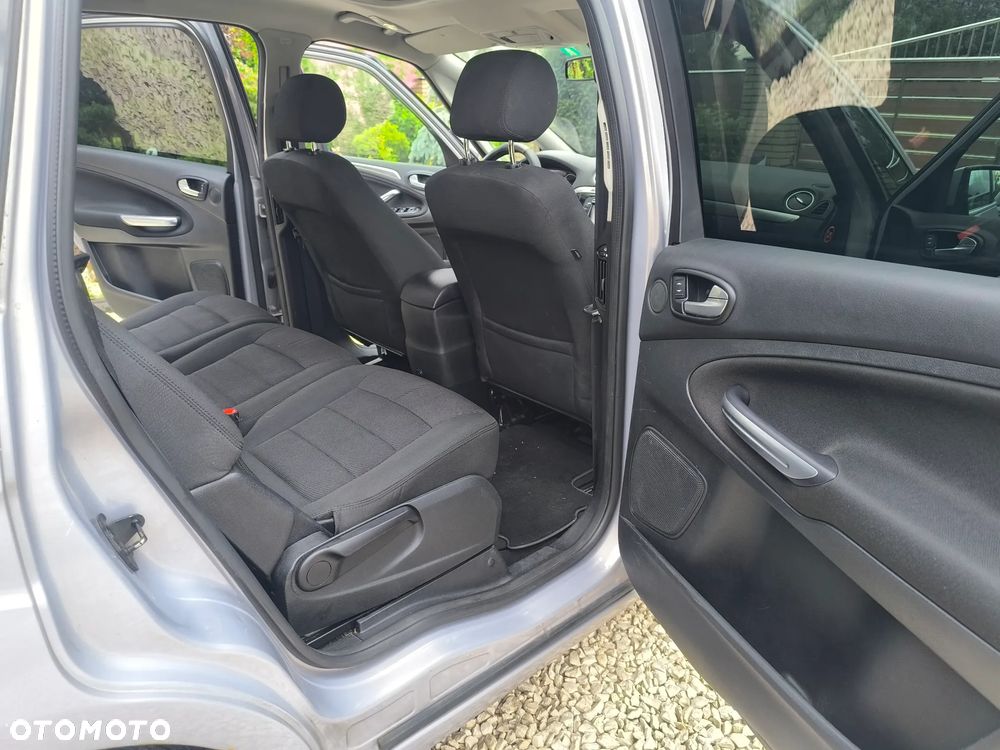 Ford S-Max - 15