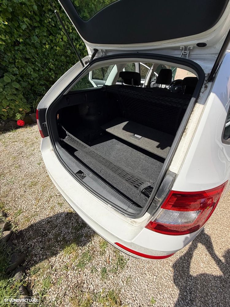 Skoda Octavia Break 1.6 TDi Ambition - 8