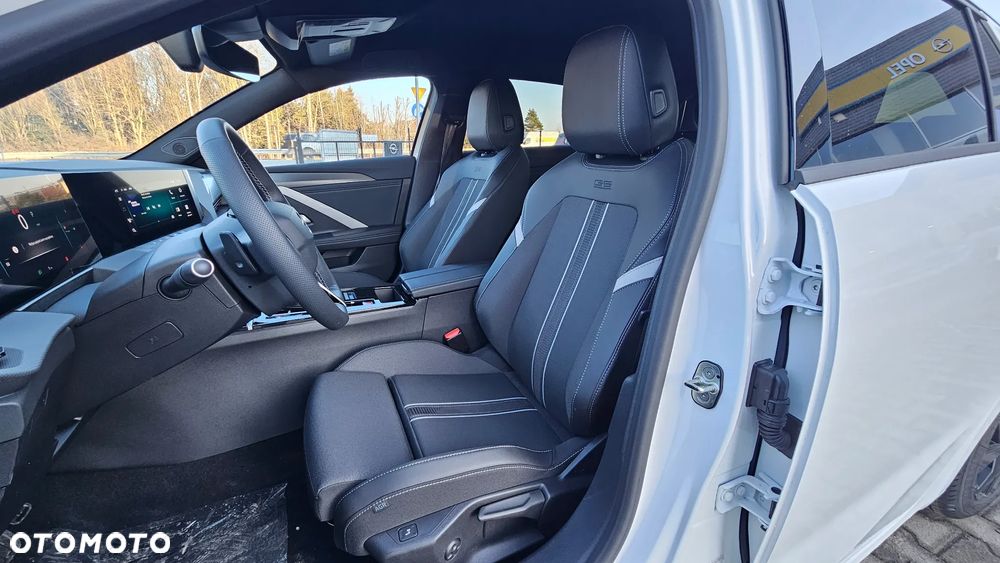 Opel Astra 1.2 T GS S&S - 7