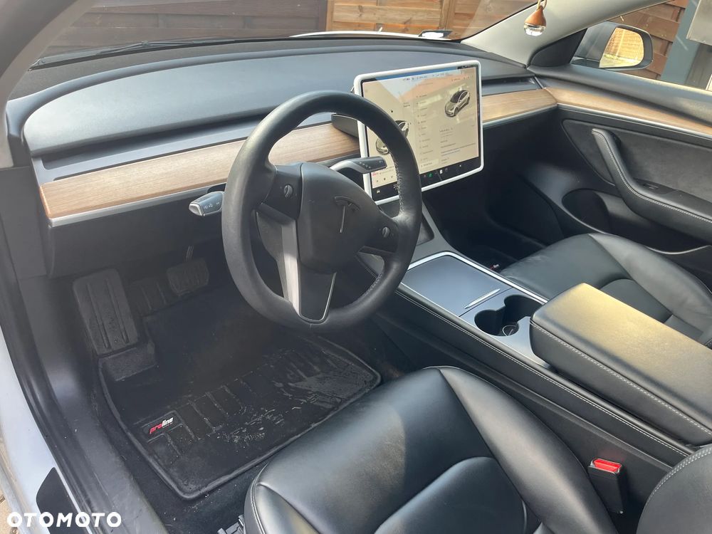 Tesla Model 3 Long Range AWD - 12