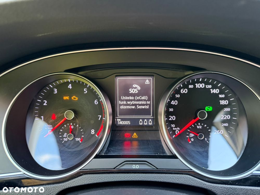 Volkswagen Passat - 19