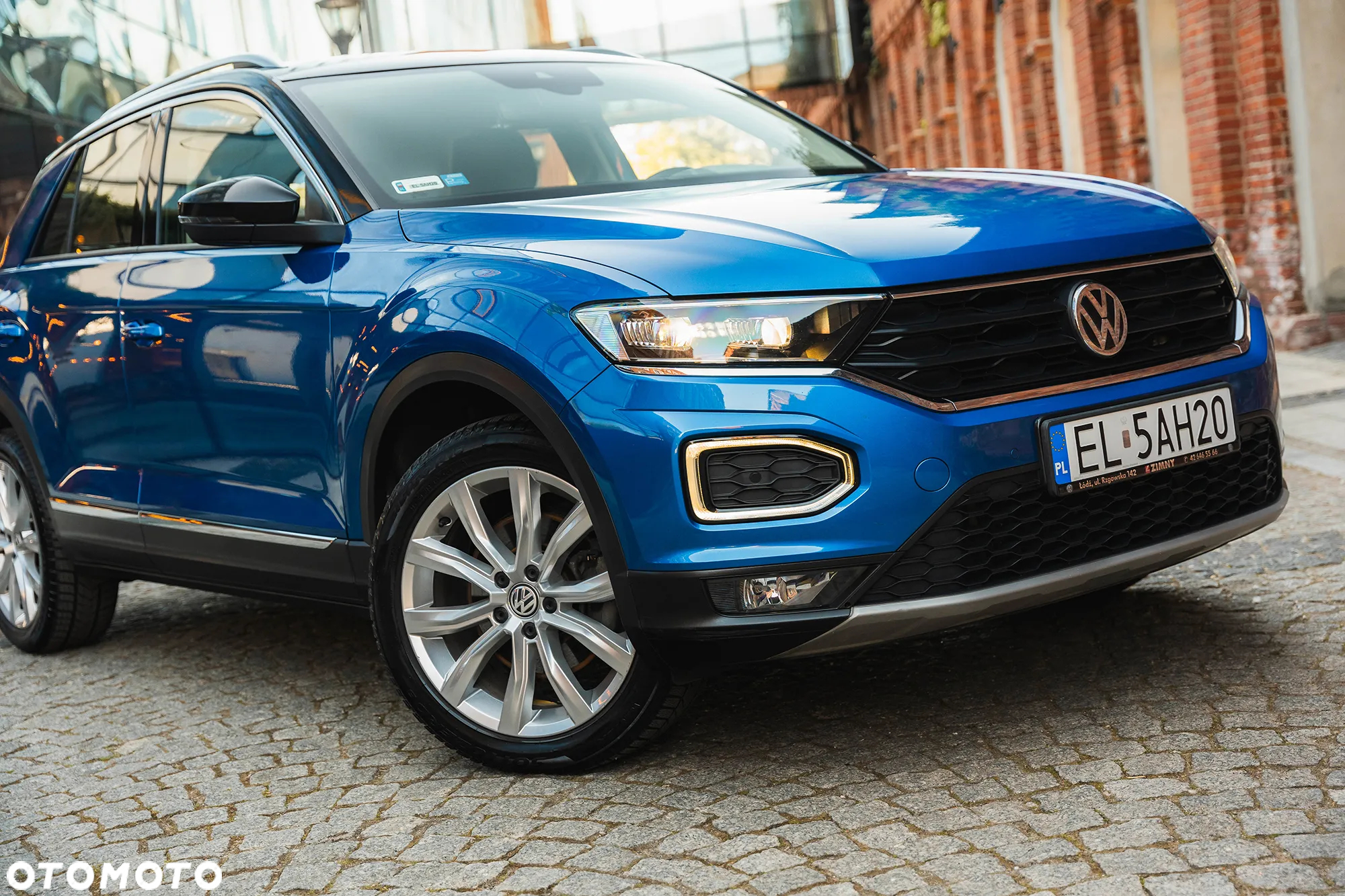 Volkswagen T-Roc 2.0 TSI 4Motion Premium DSG - 2